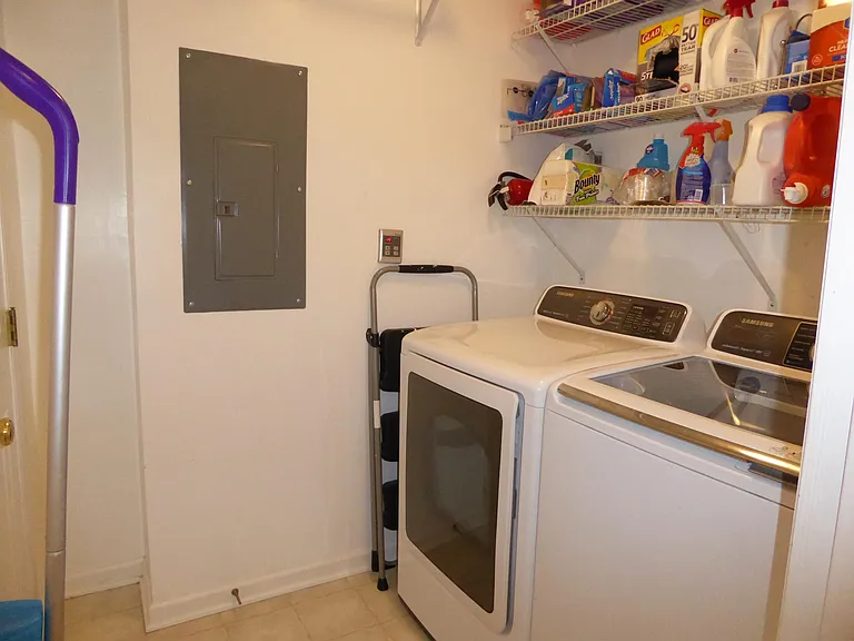 2333 Declaration Dr — Photo 10