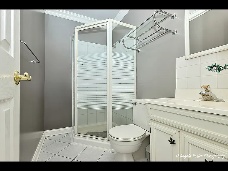 203 Springbrook Ct — Photo 7