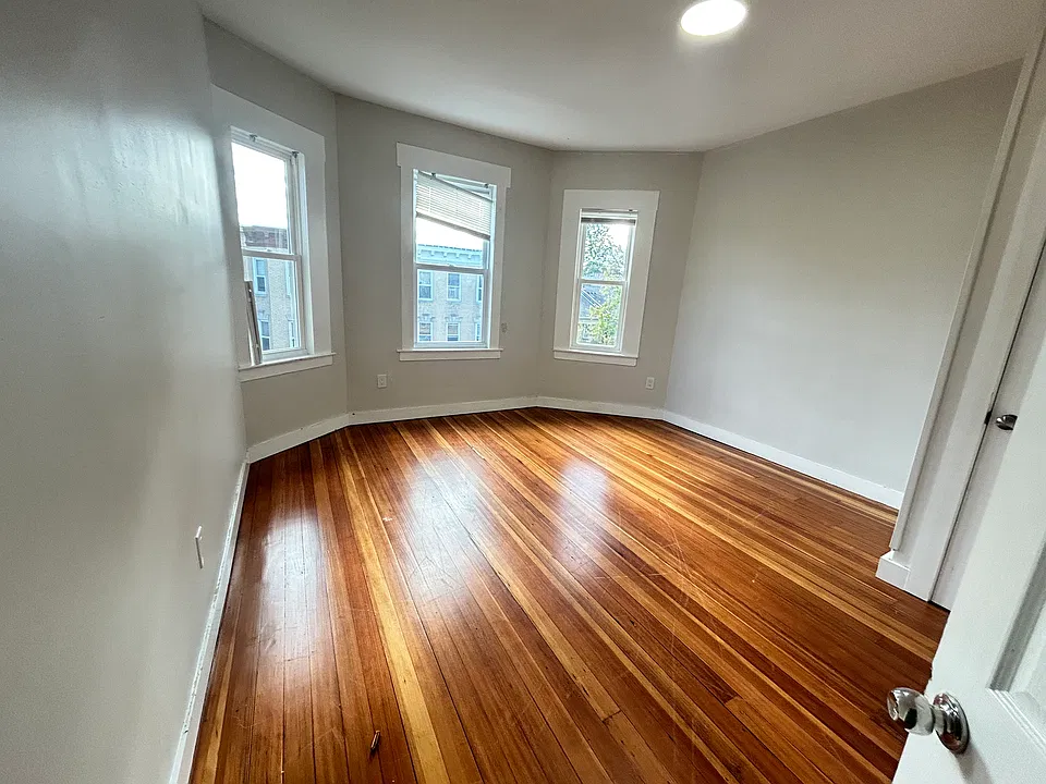108 Brunswick St #3