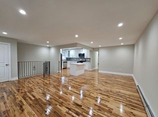 25329 Craft Ave, Rosedale, NY 11422