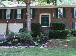 3105 Springcrest Dr, Spring Valley, KY 40241