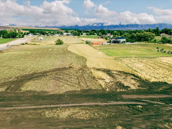 172 N 300 W, Newton, UT 84327