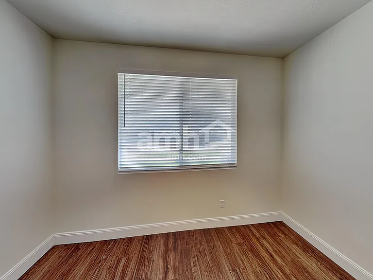 3344 S Fields Ave — Photo 8
