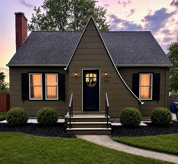 329 Walton Dr — Photo 1