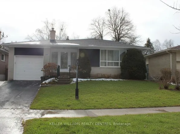 356 Dennie Ave, Newmarket, ON L3Y 4M7