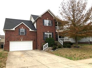 1269 Chapmans Retreat Dr, Spring Hill, TN 37174
