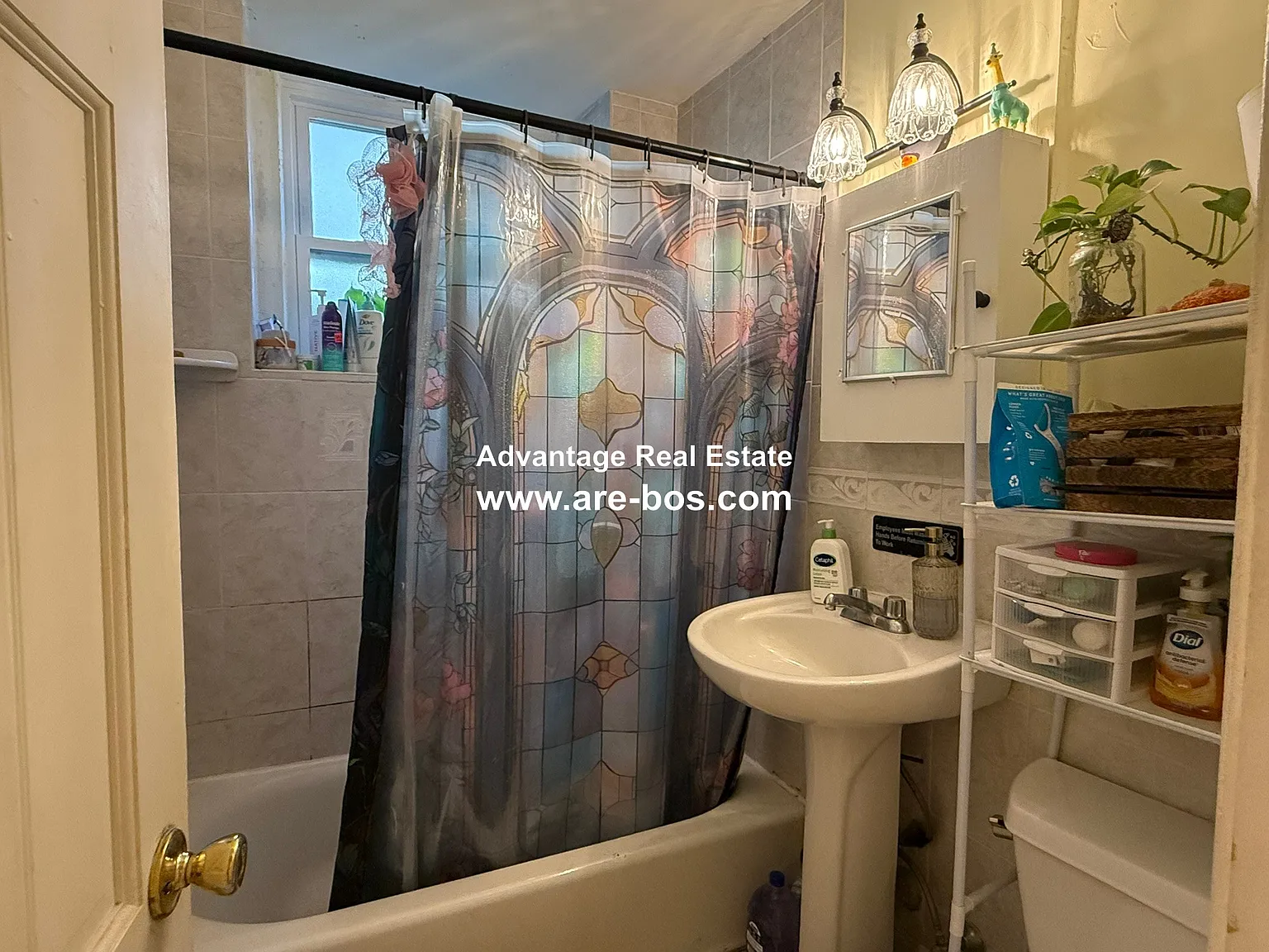 3 bed, 1.0 bath, $2,400 — Photo 4