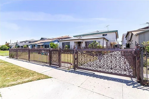 12616 Doty Ave #D Photo 1