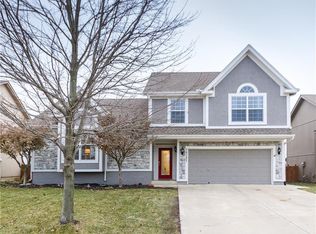 18383 W 157th Pl, Olathe, KS 66062