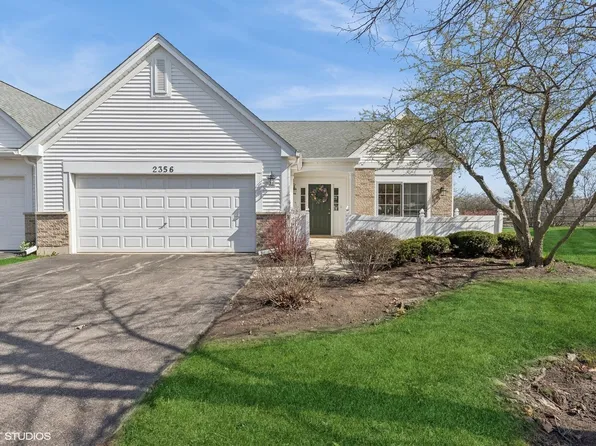 2356 Ashbrook Ln, Grayslake, IL 60030