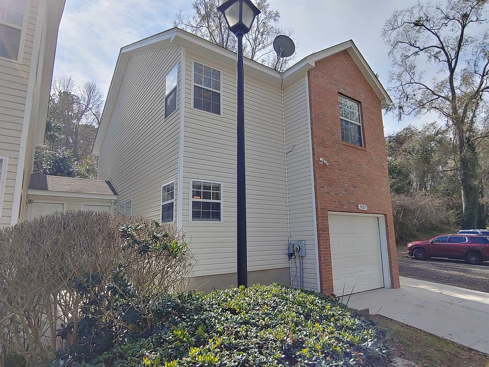 1st image of 3037 Camelliawood Cir