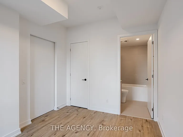 33 Parliament St #429 — Photo 23