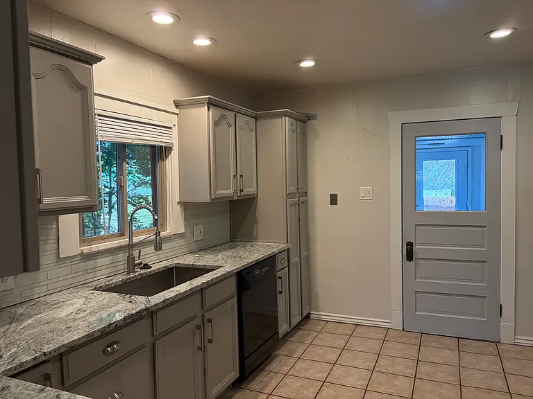 413 E Coatsville Ave — Photo 7