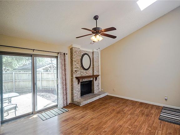 4th image of 2204 W Park Blvd APT 2204