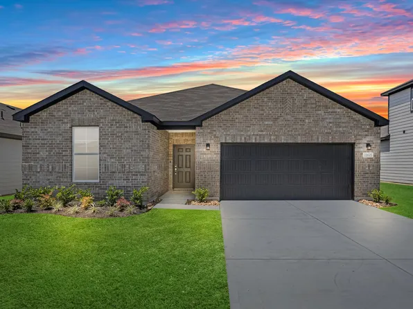 11621 Whirlaway Dr, Willis, TX 77318