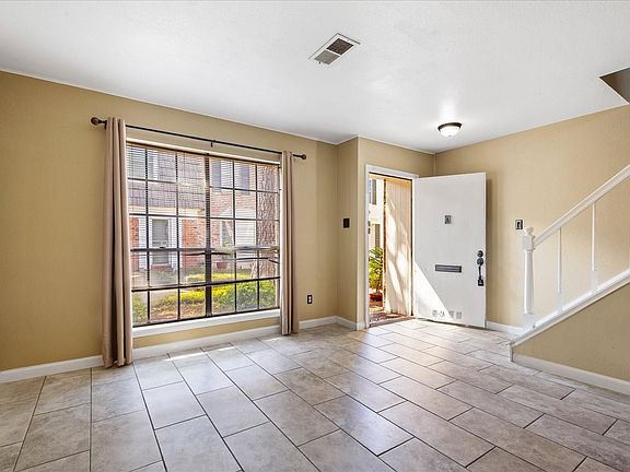 4th image of 1425 Springrock Ln