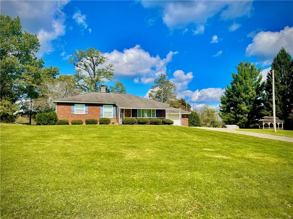 101 Cedar Dr E, Kittanning, PA 16201