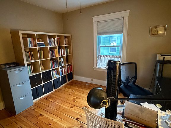5th image of 3 Mars St APT 3