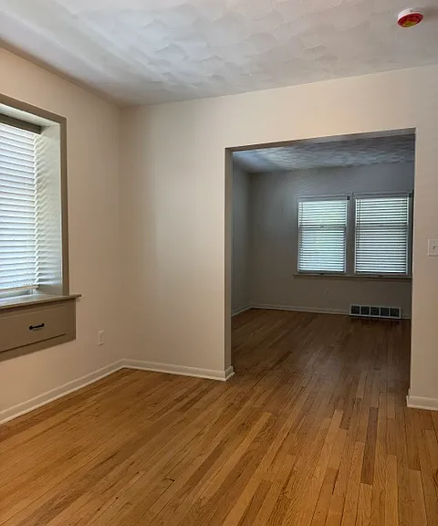 310 Regent St — Photo 5