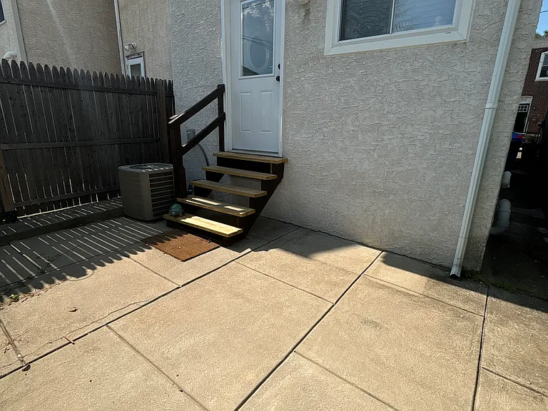 311 Cotton St — Photo 22