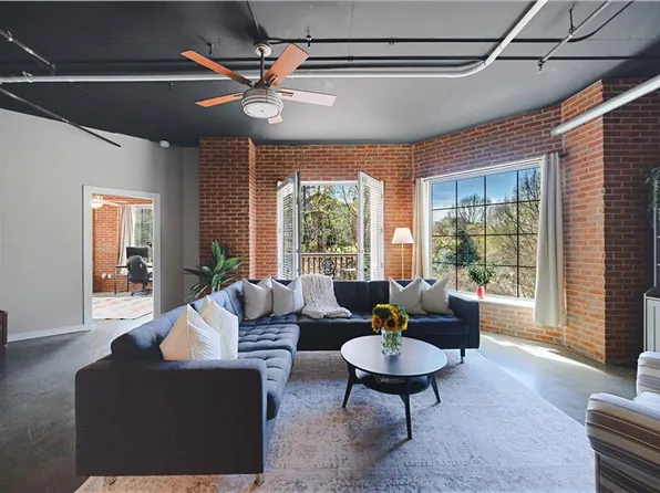 395 Central Park Pl NE Unit 210, Atlanta, GA 30312