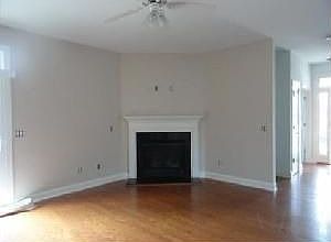4th image of 1102 Garden Club Way