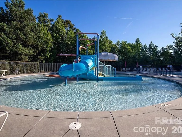 123 Colville Rd — Photo 25