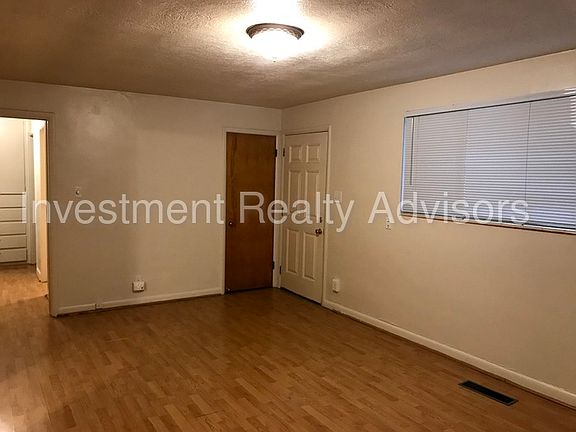 3rd image of 2283 S 1700 E
