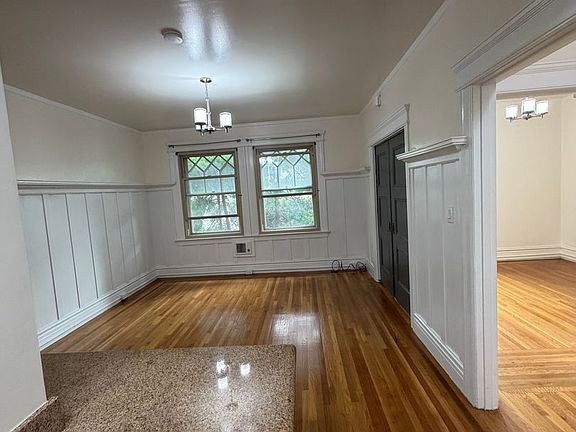 2nd image of 900 Powell St APT 4