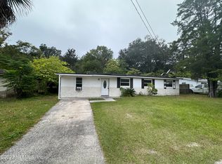 2422 Hugh Edwards Dr, Jacksonville, FL 32210