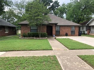 3528 Meadowbrook Dr, Fort Worth, TX 76103