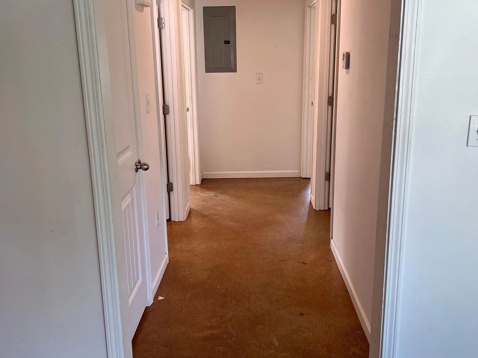 210 S 6th Ave — Photo 4