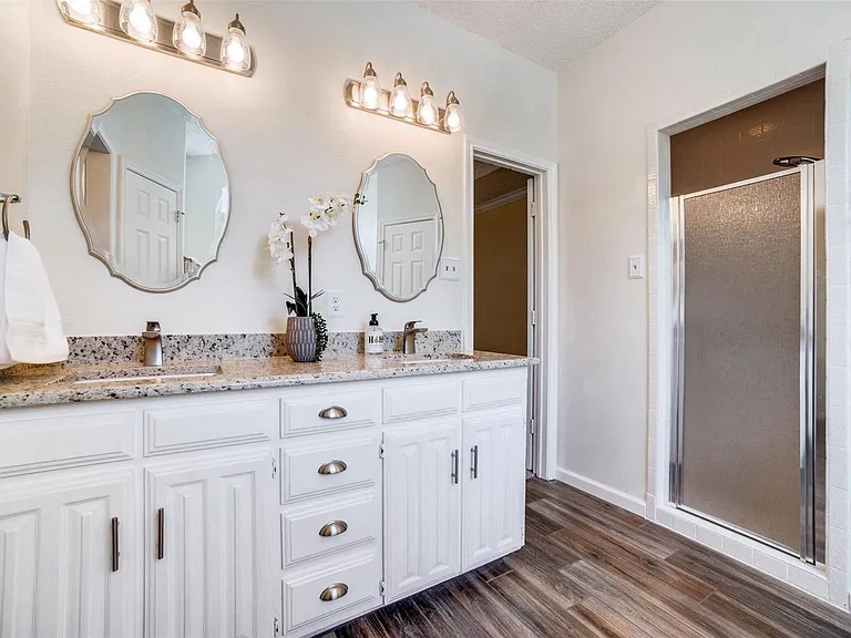 3321 Hazlewood Ct — Photo 24