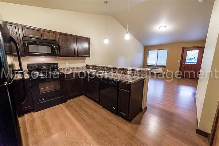 Midtown Apartments