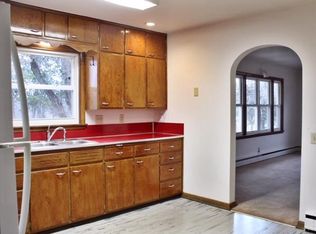 411 Ash St, Hokah, MN 55941