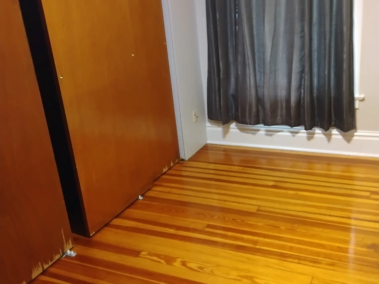 4 bed, 1.5 bath, 1800 sqft, $1,400 — Photo 2