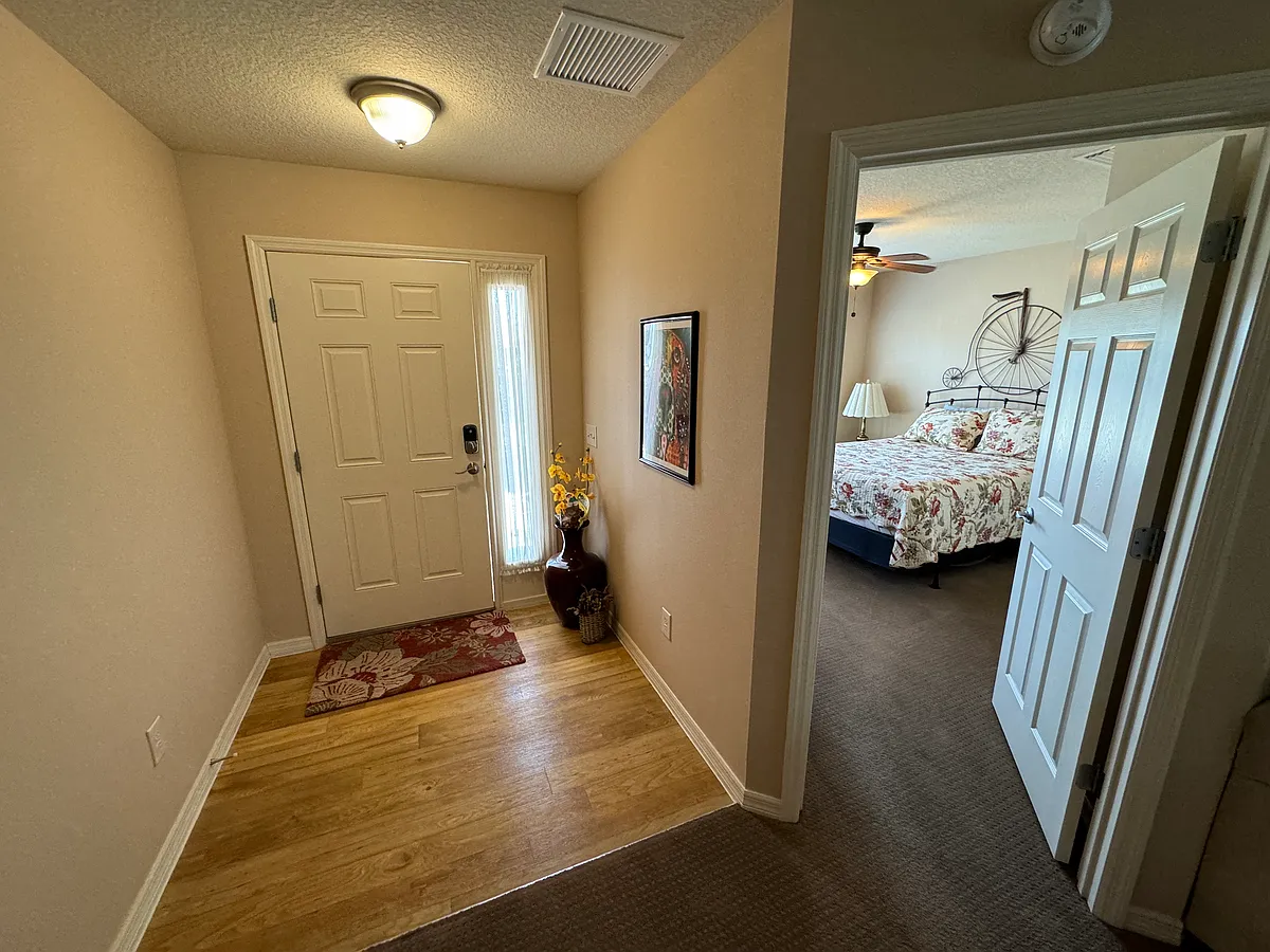 Building Photo - 3068 Islawild Way