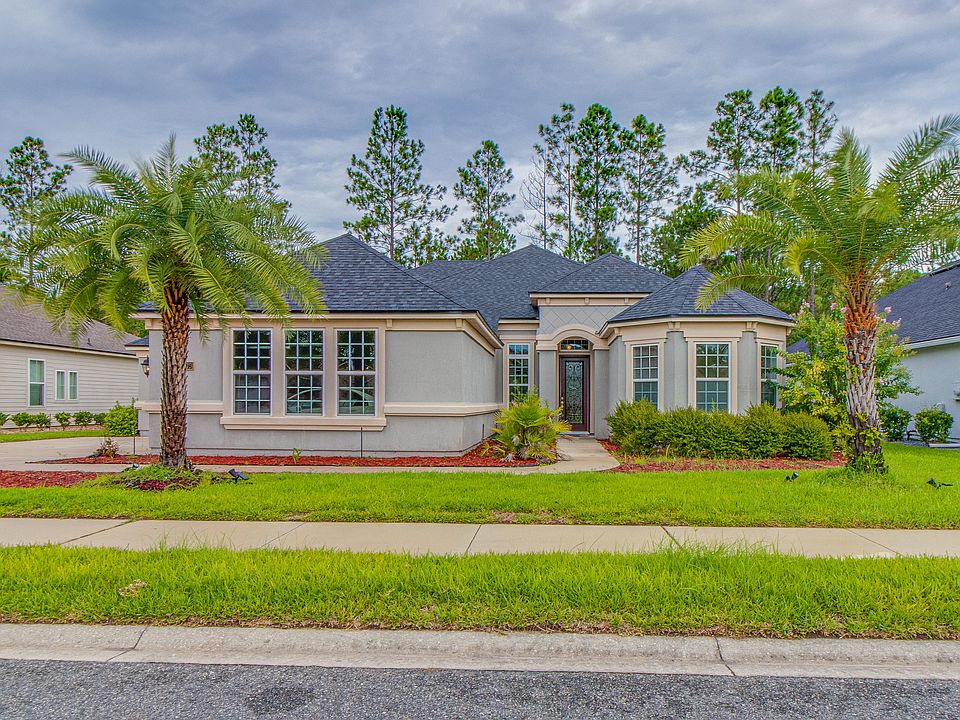 1st image of 1009 Autumn Pines Dr