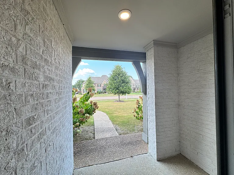 455 Tender Oaks Ln N — Photo 43