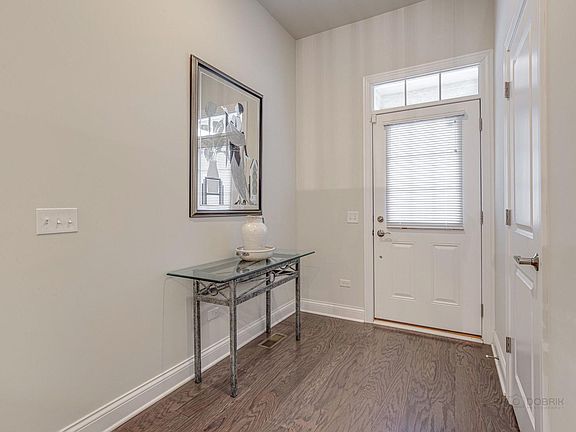 4th image of 313 Camberley Ln