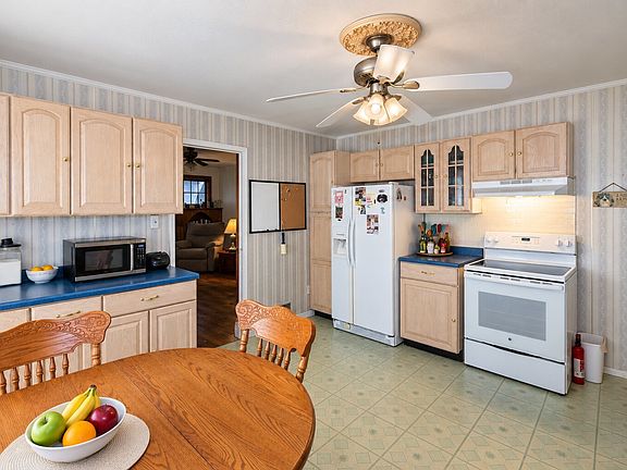 5th image of 1012 Opdyke St