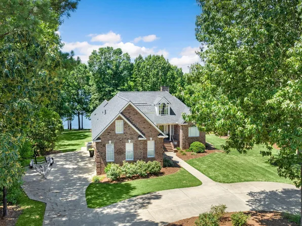 8706 Regatta Court, Sims, NC 27880