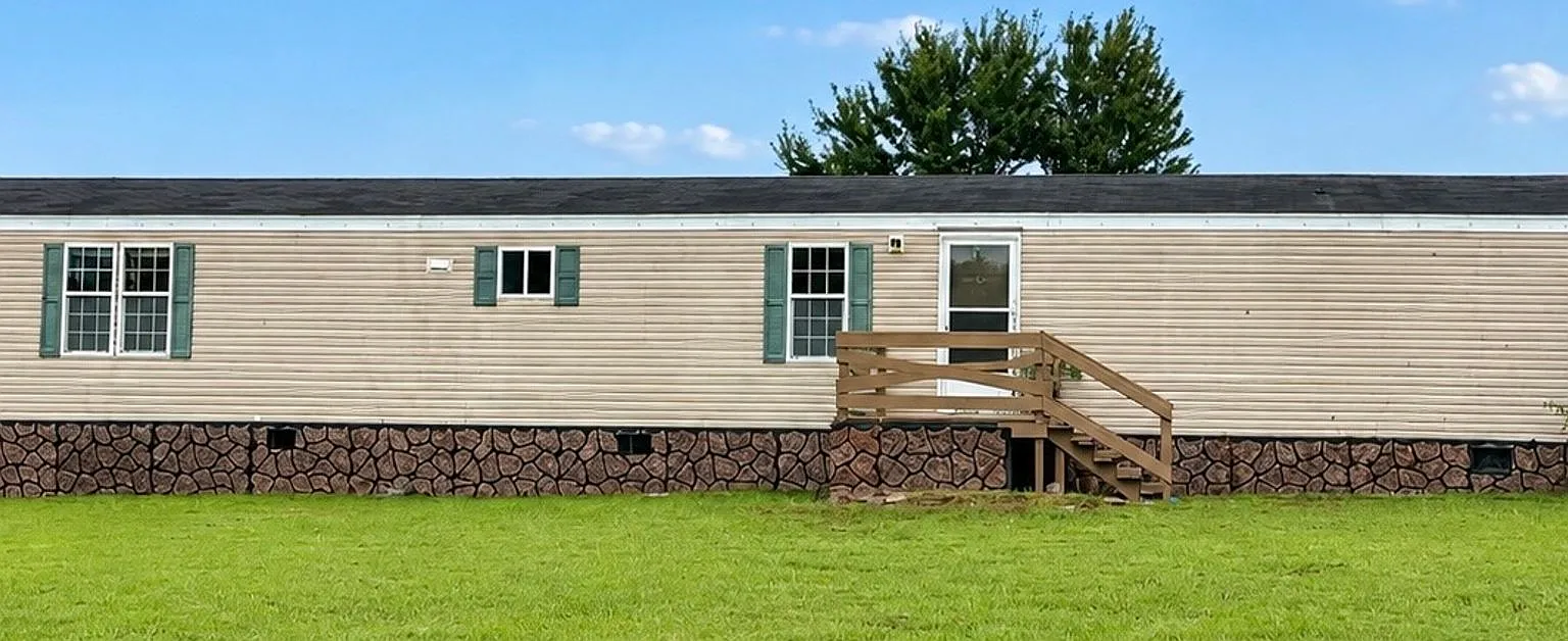 Spacious 3-Bedroom Home with 2 Baths in Park City — Photo 1
