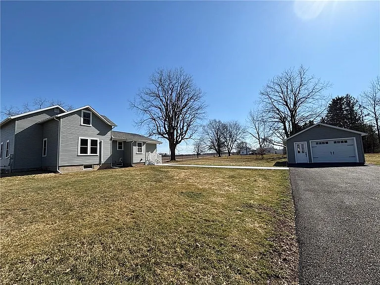 5667 Dunning Ave — Photo 4