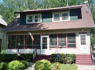 357 1/2 8th Ave S, Fargo, ND 58103