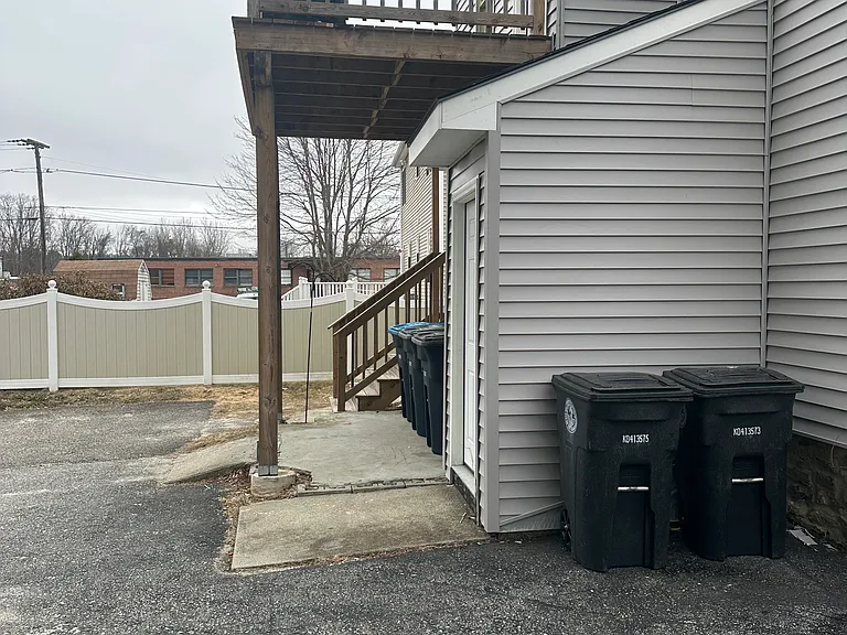 410 Elm St #1 — Photo 15