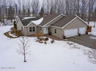 307 Maple St, Hawley, MN 56549
