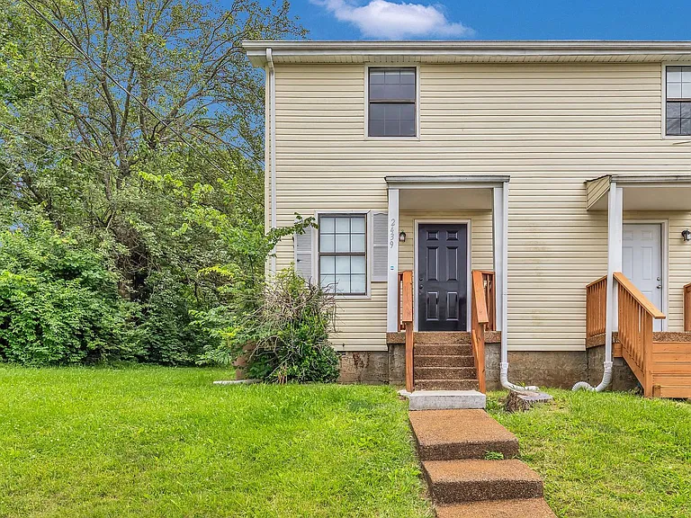 2439 Paulawood Dr — Photo 3