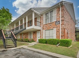 901 Roaring Springs Rd, Fort Worth, TX 76114