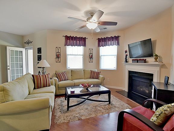 5th image of 7007 Woodsbay Ln